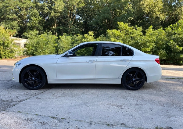 BMW Seria 3 cena 69999 przebieg: 186000, rok produkcji 2017 z Pleszew małe 67
